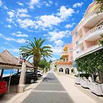 Sunce Beachfront