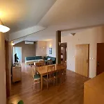 Апартаменты Sunce Beachfront Подгора