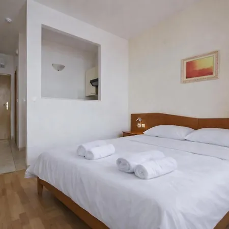 Appartement Sunce Beachfront Podgora (Split-Dalmatia)