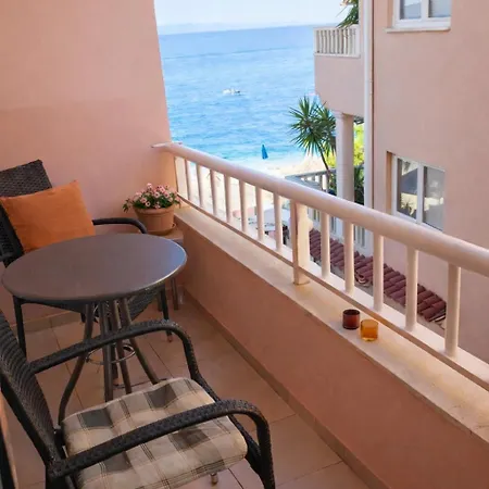 Sunce Beachfront Appartement