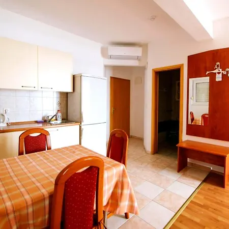 Appartement Sunce Beachfront Podgora (Split-Dalmatia)