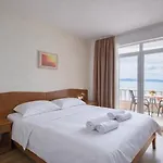 Sunce Beachfront Апартаменты