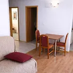 Sunce Beachfront Apartmán