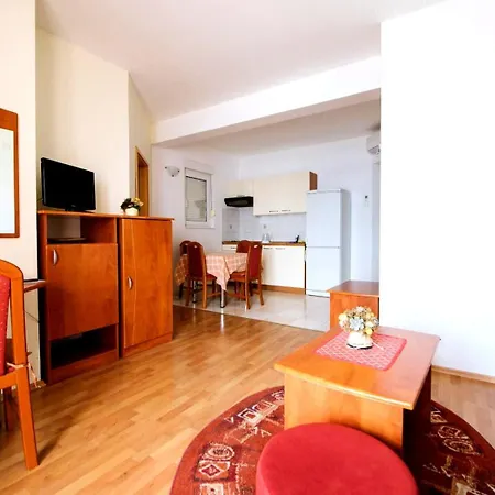 Appartamento Sunce Beachfront