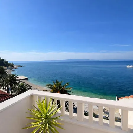 Sunce Beachfront 포드고라