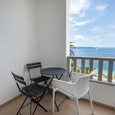 Sunce Beachfront Apartment