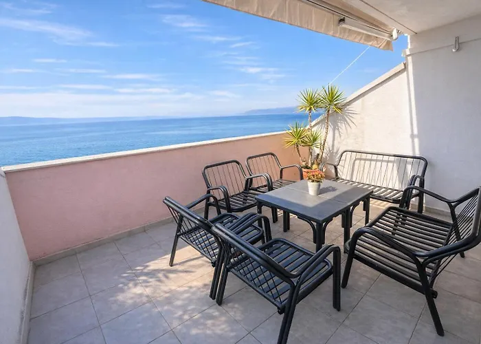 Apartment Sunce Beachfront