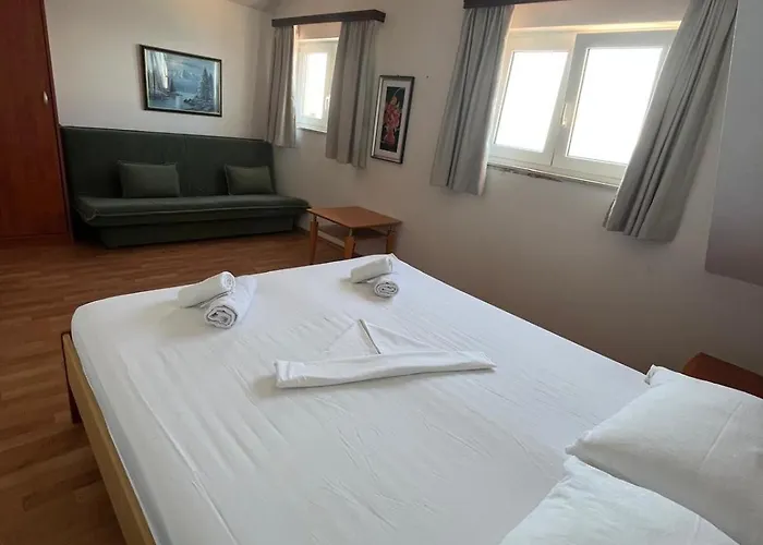 Sunce Beachfront Apartament *